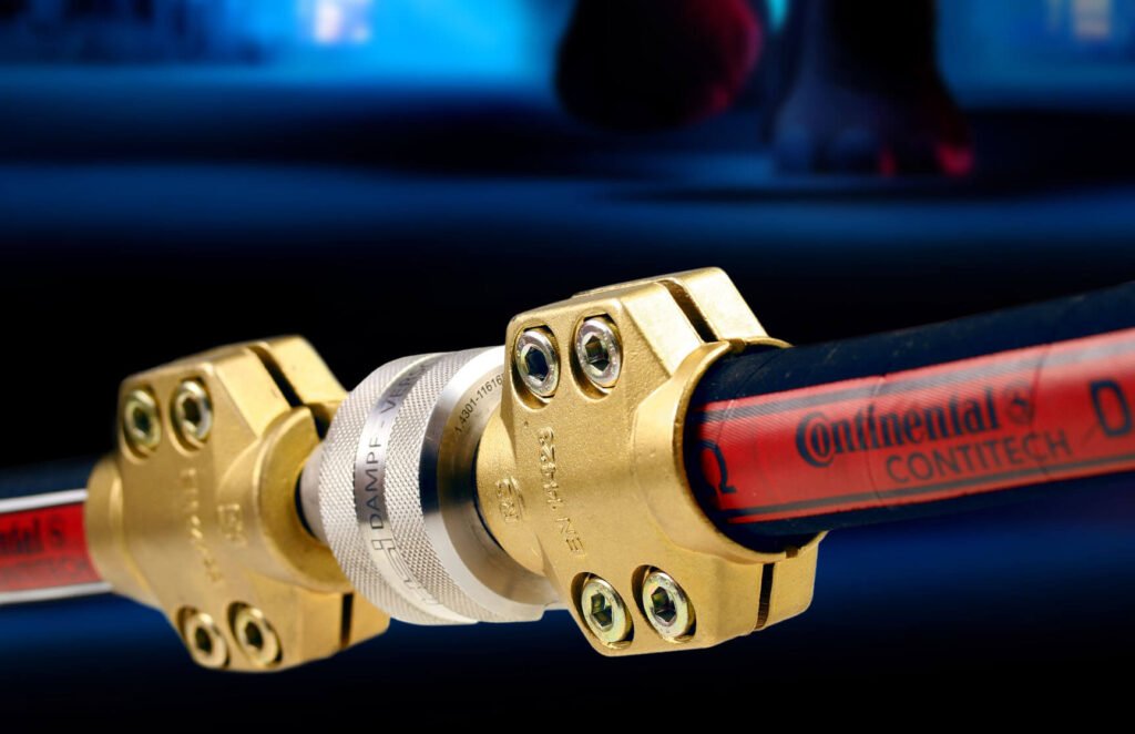 Header_03_Desktop_1728x1117px